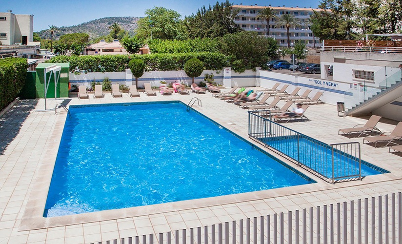 Swimming pool Sol y Vera Magaluf Apartments Majorca