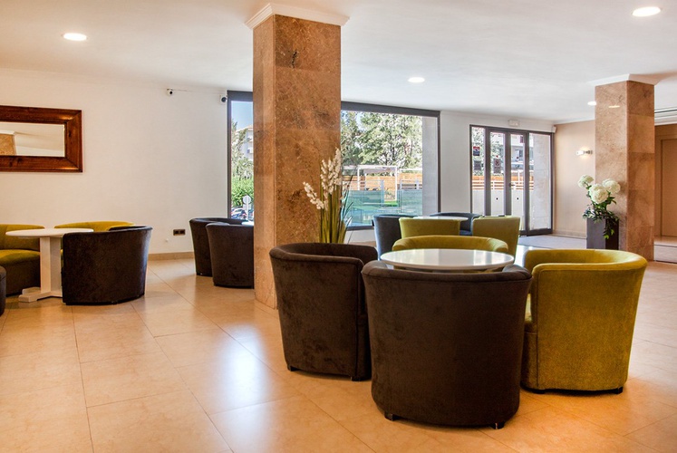 Lobby Sol y Vera Magaluf Apartments Majorca